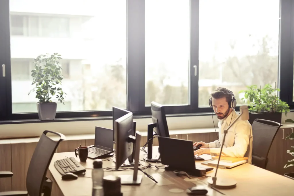 comprar leads financieros